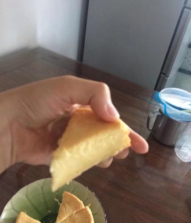 戚风蛋糕（高筋粉版）