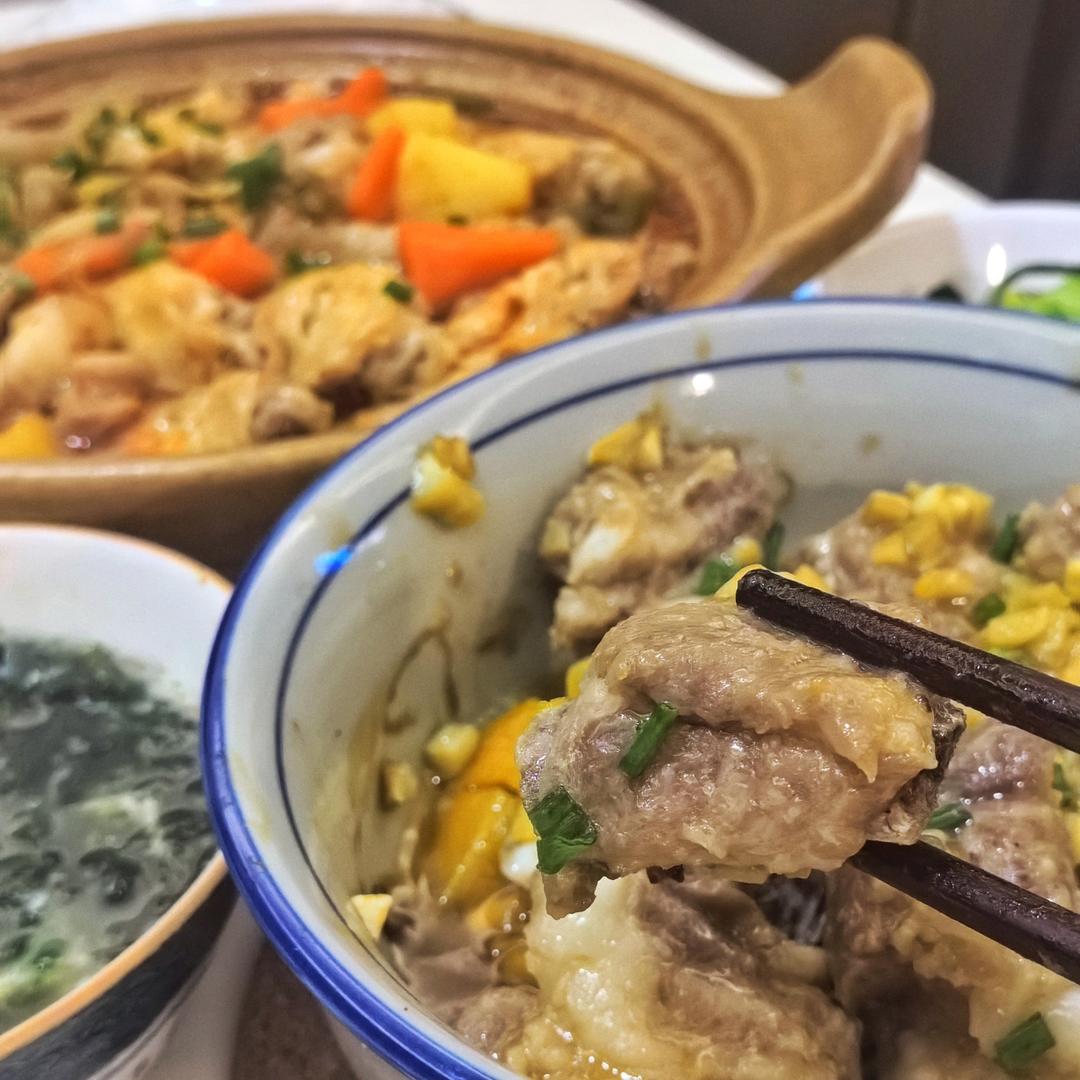 两步！做出嫩滑又多汁的南瓜🎃蒸排骨