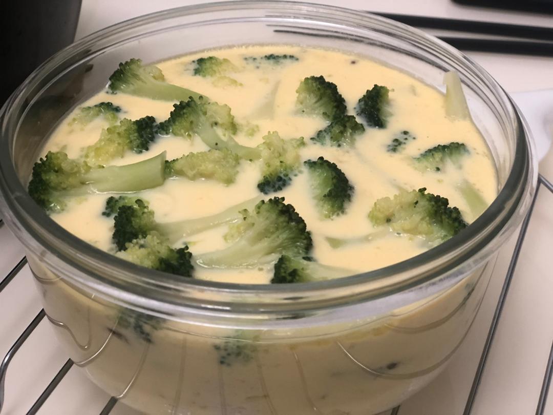 虾仁西兰花豆腐鸡蛋羹