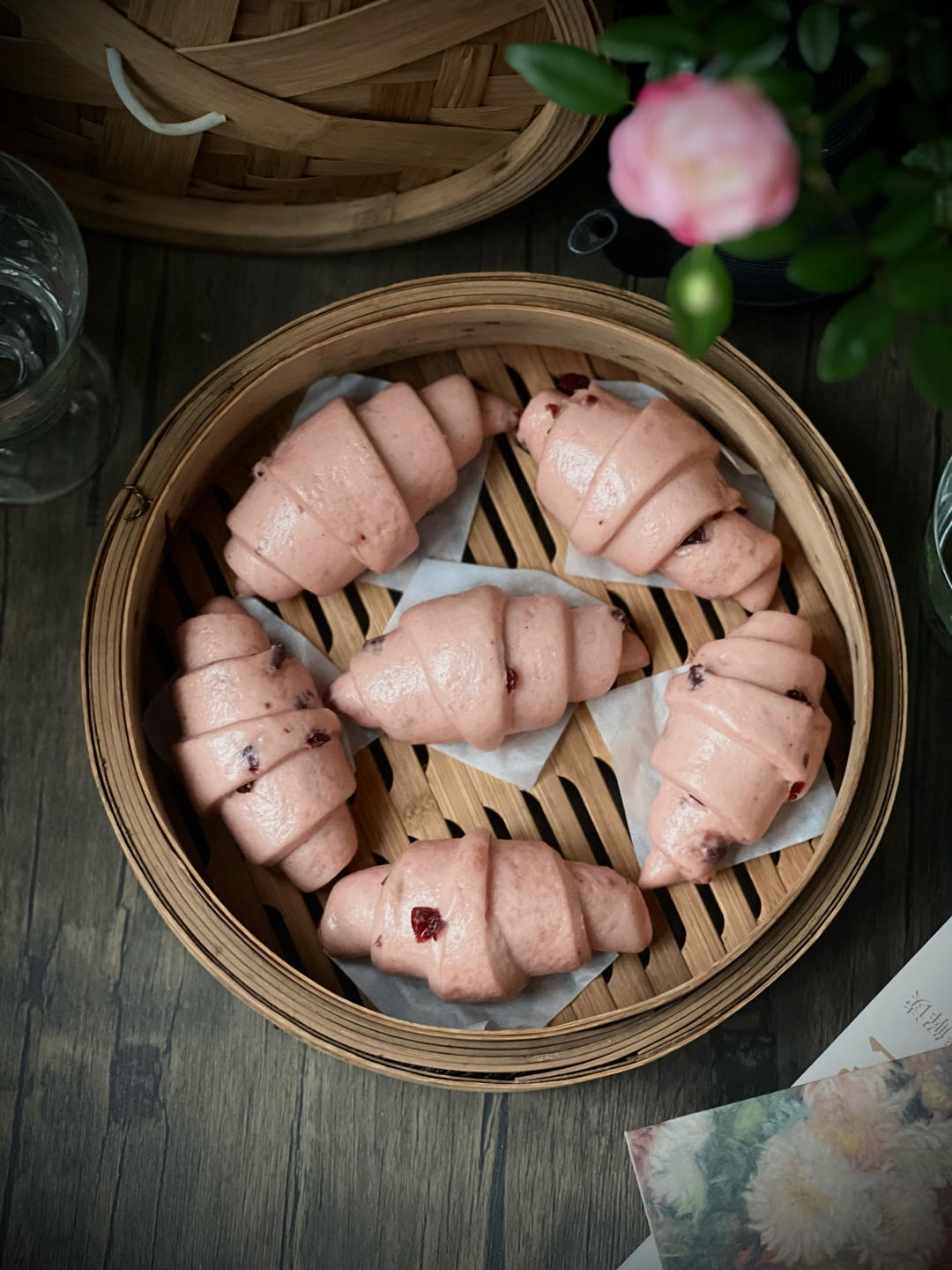 蔓越莓牛角馒头