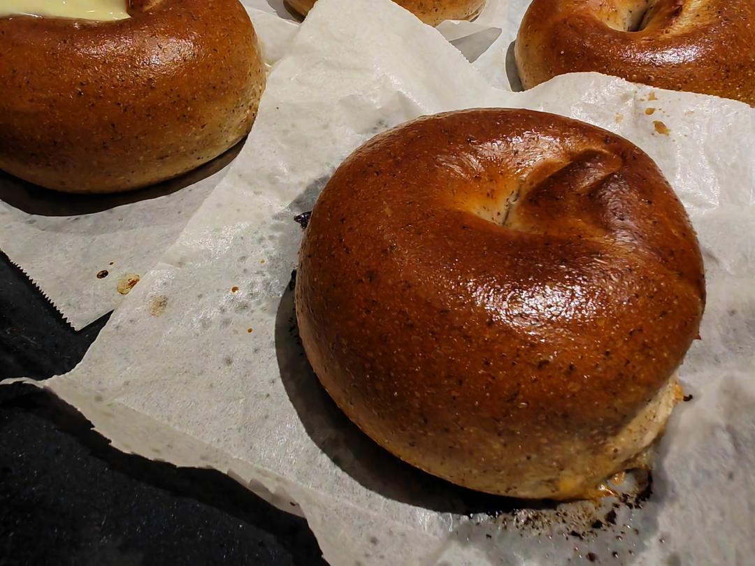 胡萝卜玉米金枪鱼芝士贝果🥯咸口多肉馅料