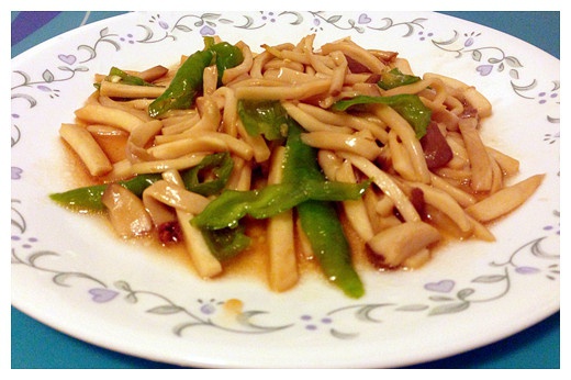 青椒素炒杏鲍菇