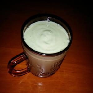 牛油果梨汁酸奶的做法 步骤4