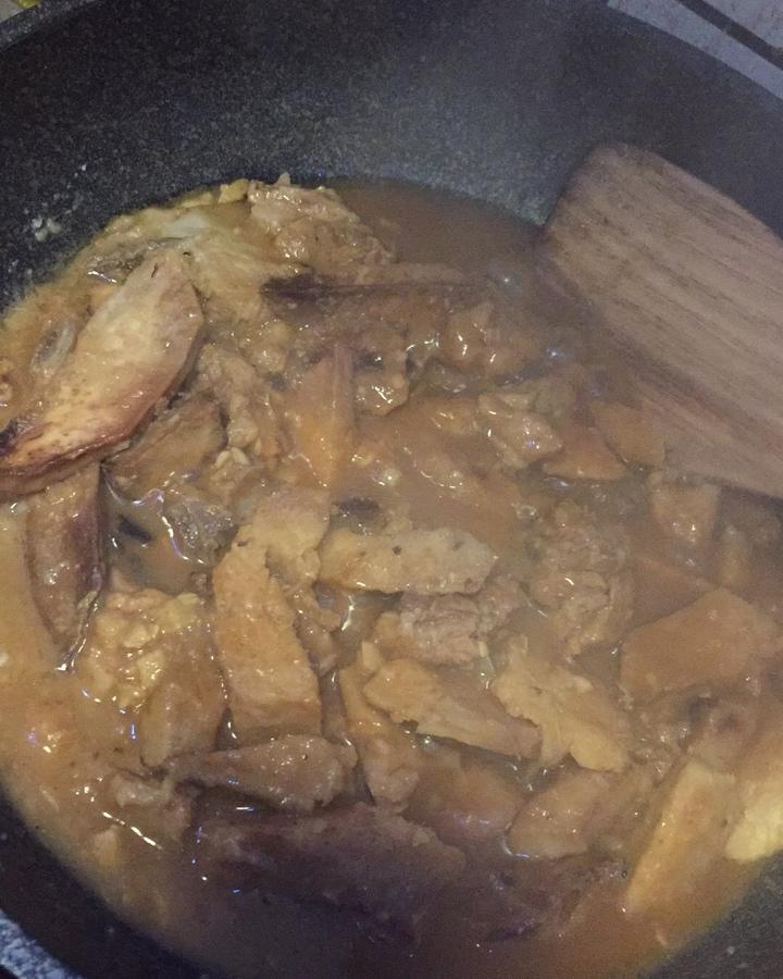 芋头炖排骨