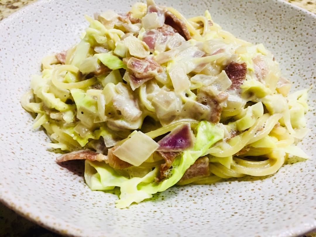 #有啥吃啥# 奶香意大利面