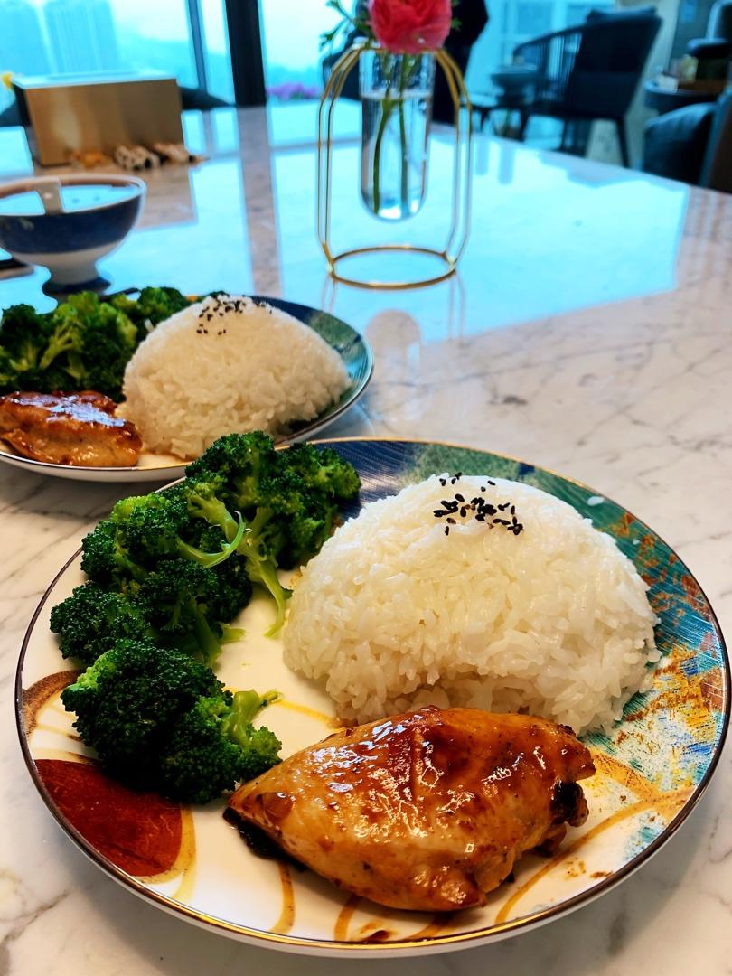 【嫩煎鸡胸肉】