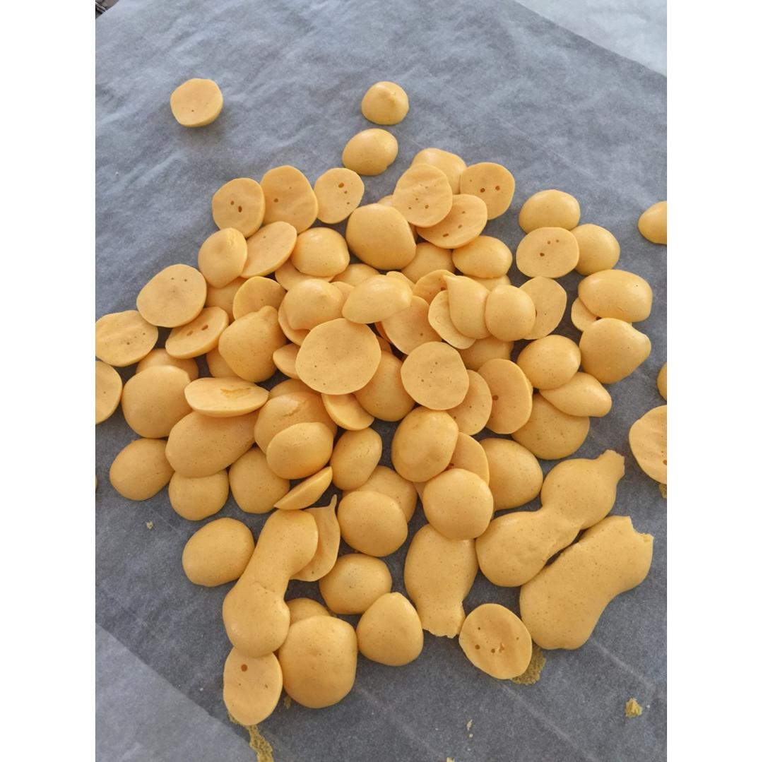 入口即化的无添加蛋黄溶豆