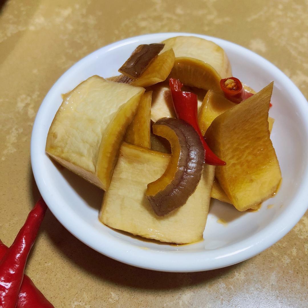 超简单、好吃、嘎嘣脆的香辣萝卜皮