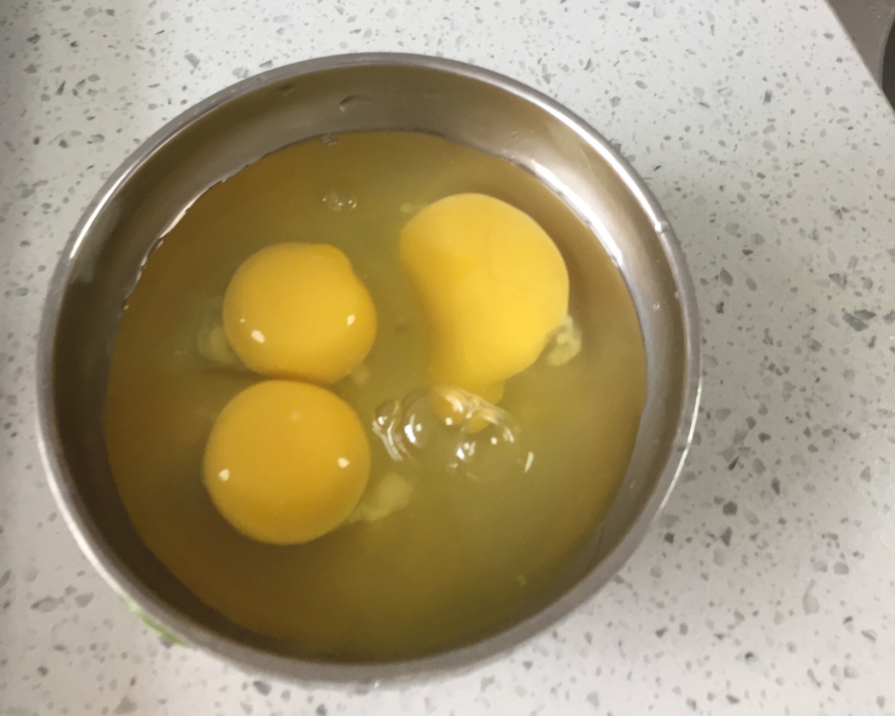 平菇炒鸡蛋（家常做法）的做法 步骤3
