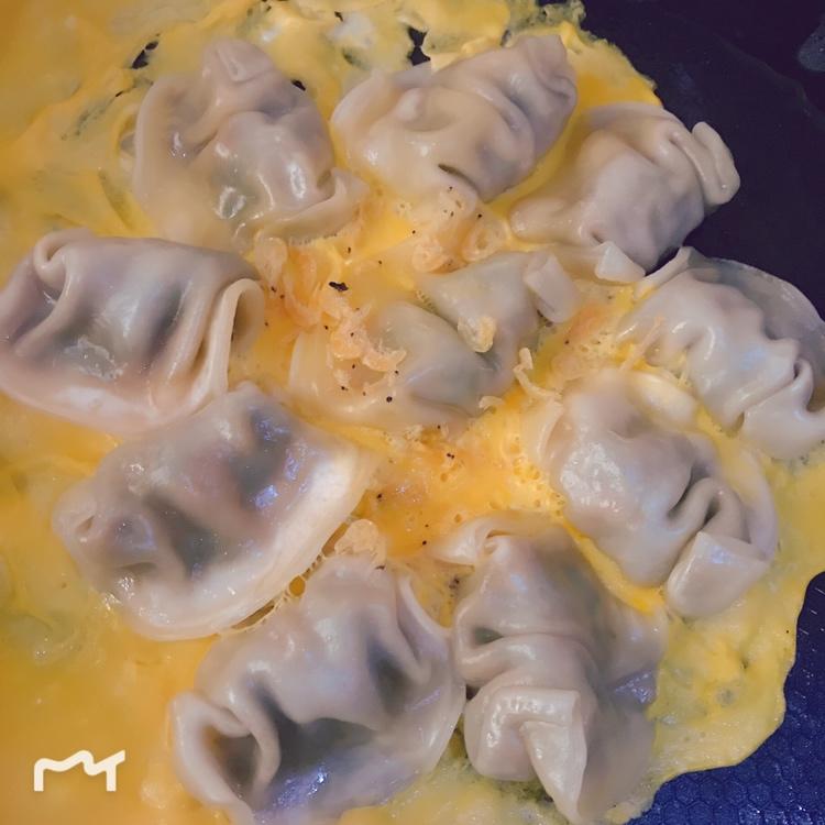抱蛋煎饺