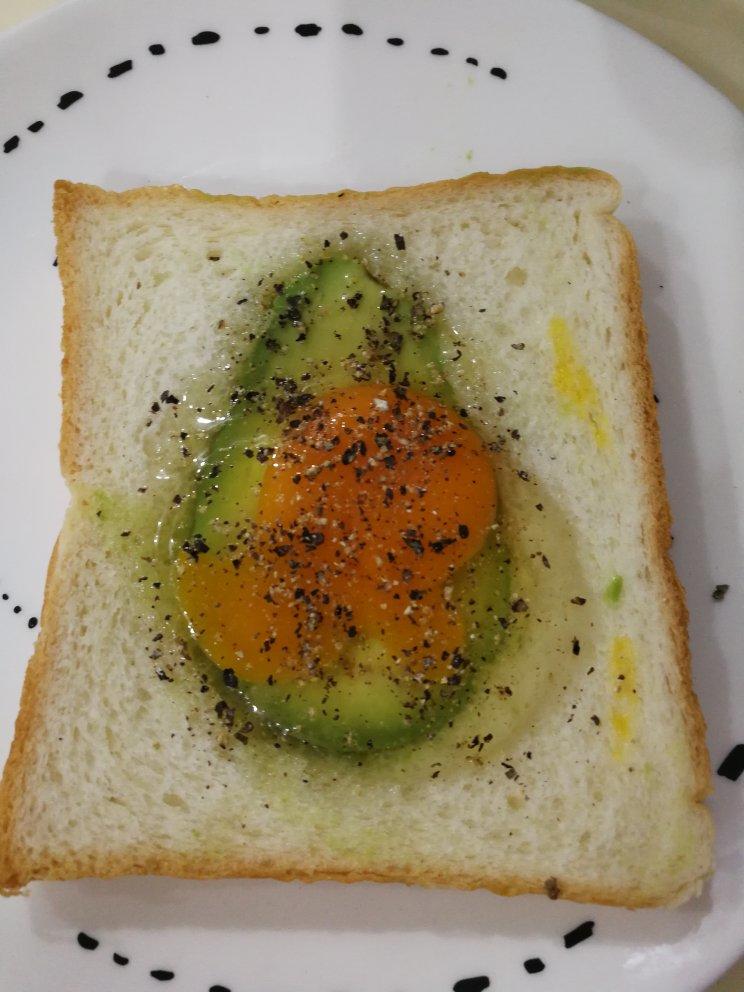 快手牛油果三明治