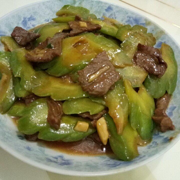 百吃不厌家常菜【牛肉炒凉瓜】
