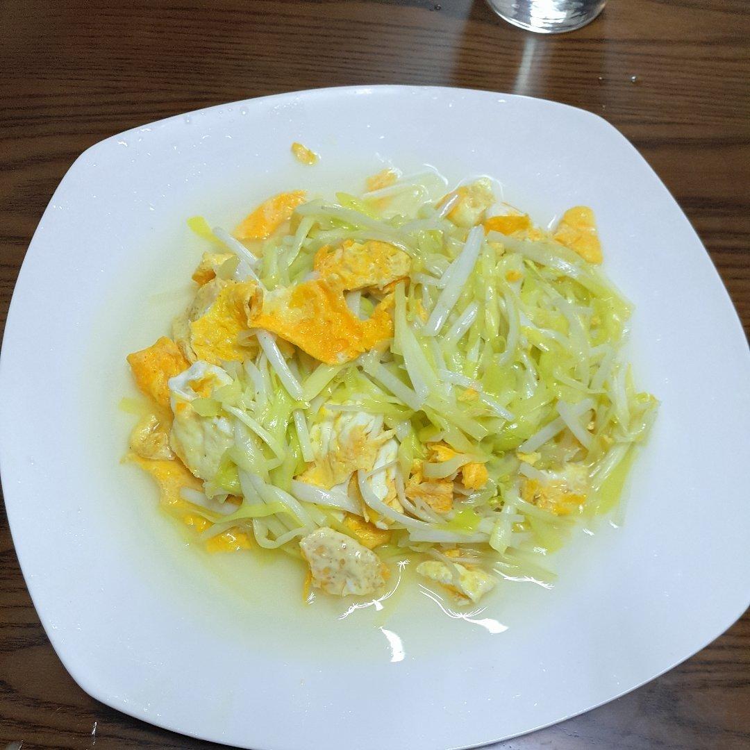 韭黄炒鸡蛋