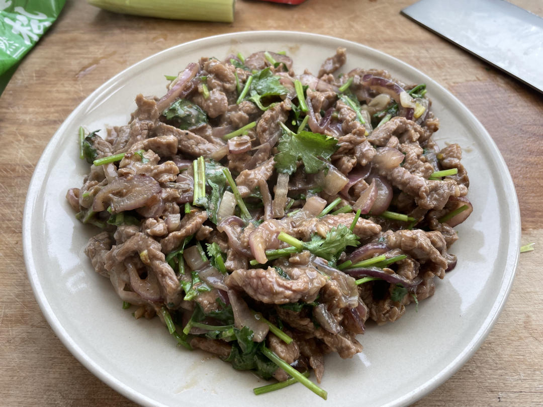 家常孜然洋葱炒羊肉