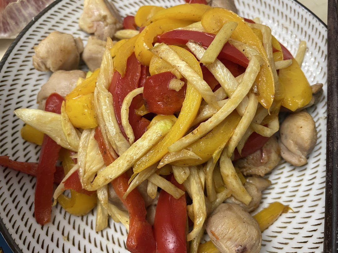 茭白青椒炒肉丝