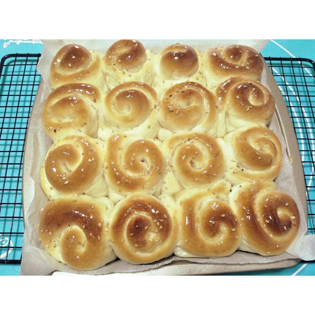 脆底蜂蜜小面包