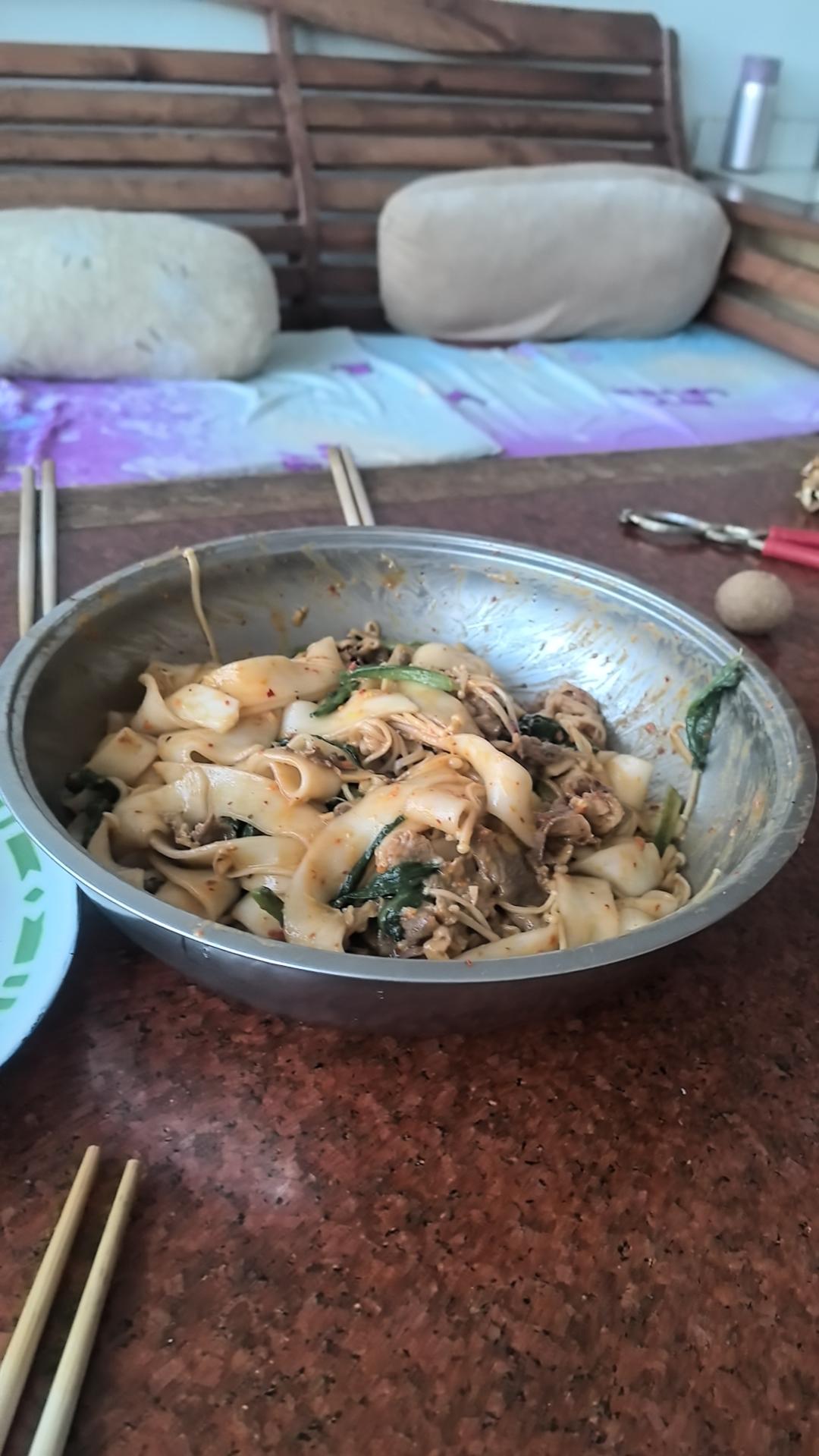 超级过瘾好吃到流泪麻辣拌宽粉