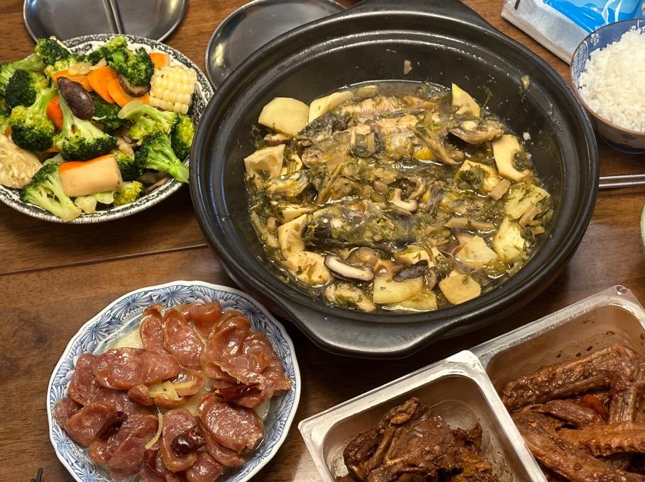秘制昂刺鱼雪菜炖豆腐