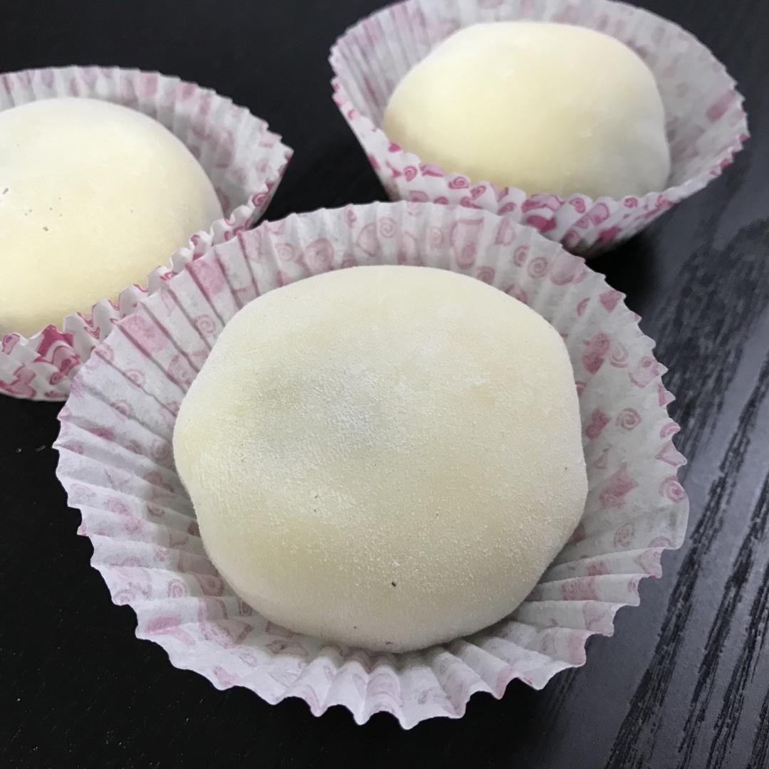 腹黑白胖子——奥利奥雪媚娘
