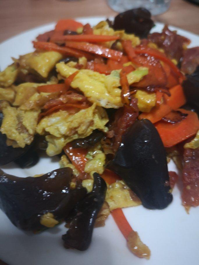 简易版 伪木须肉(木耳炒鸡蛋炒胡萝卜)