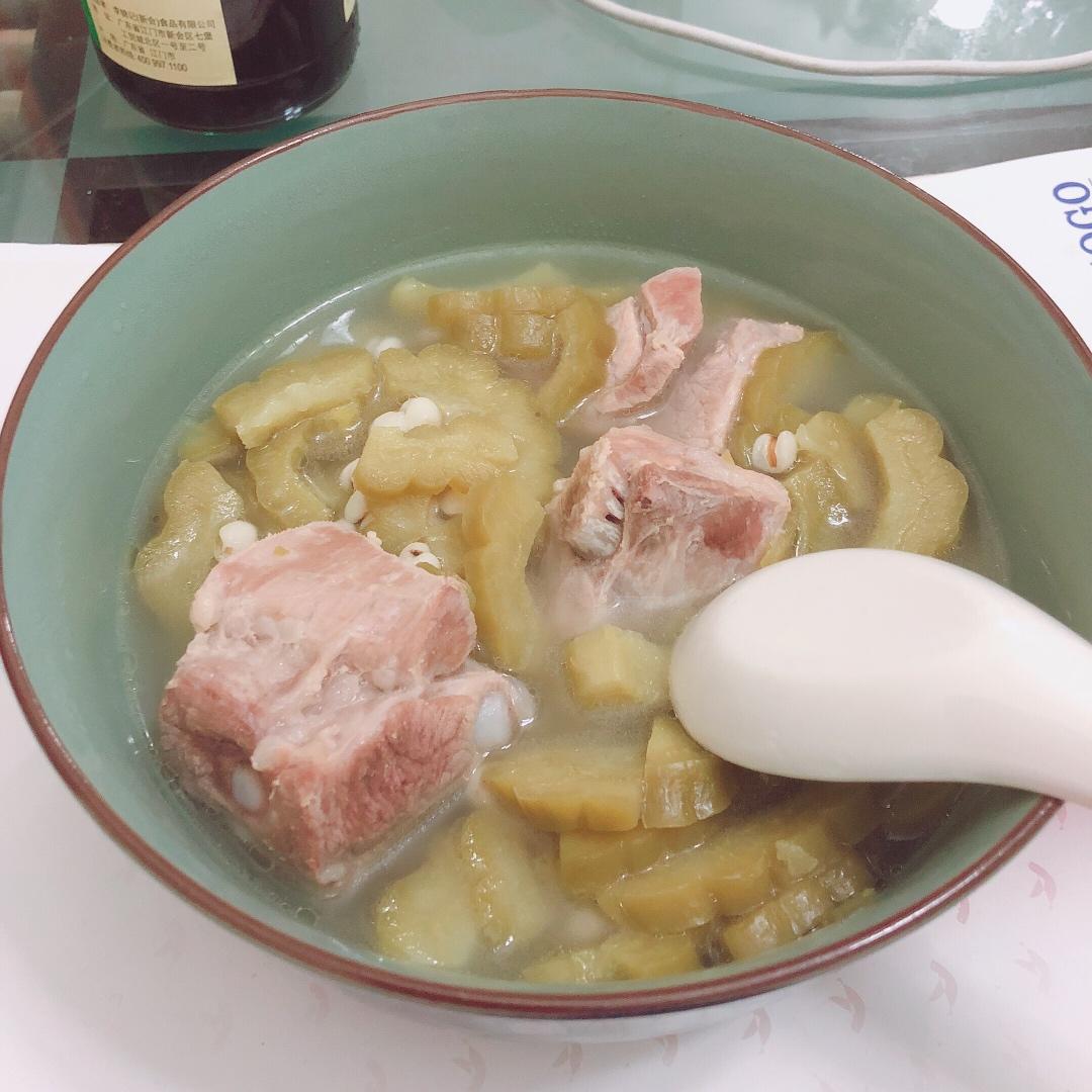 苦瓜排骨汤