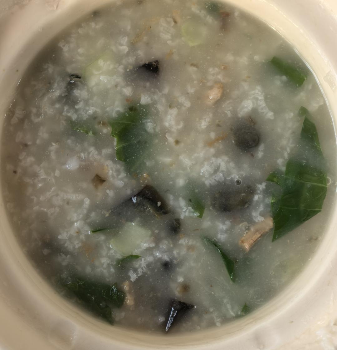 妈妈👩教我做的皮蛋瘦肉粥🥣简单快捷美味😋