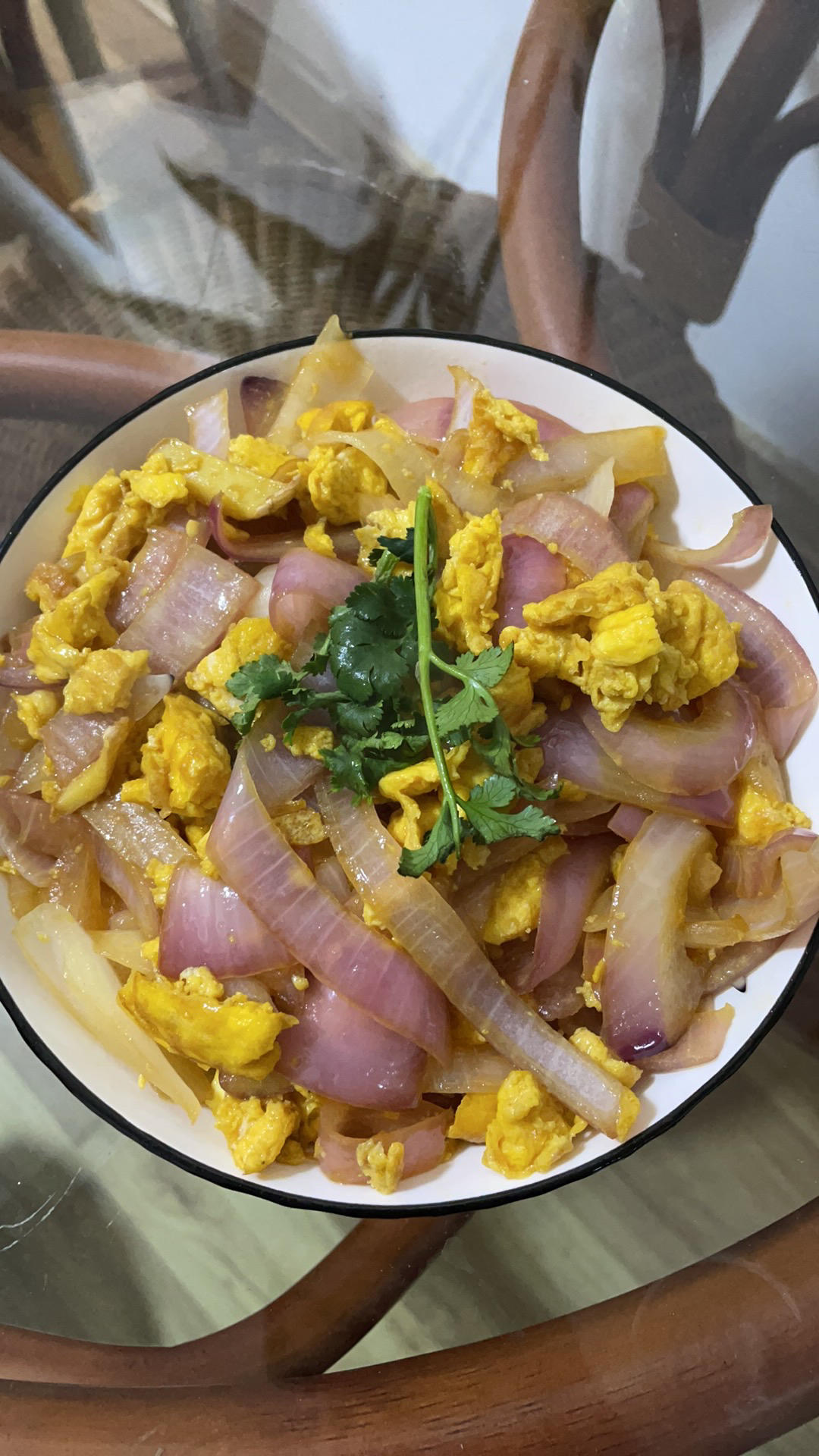 降压防癌的好食材  洋葱炒鸡蛋