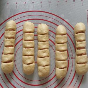 【孟老师】马铃薯热狗面包的做法 步骤7
