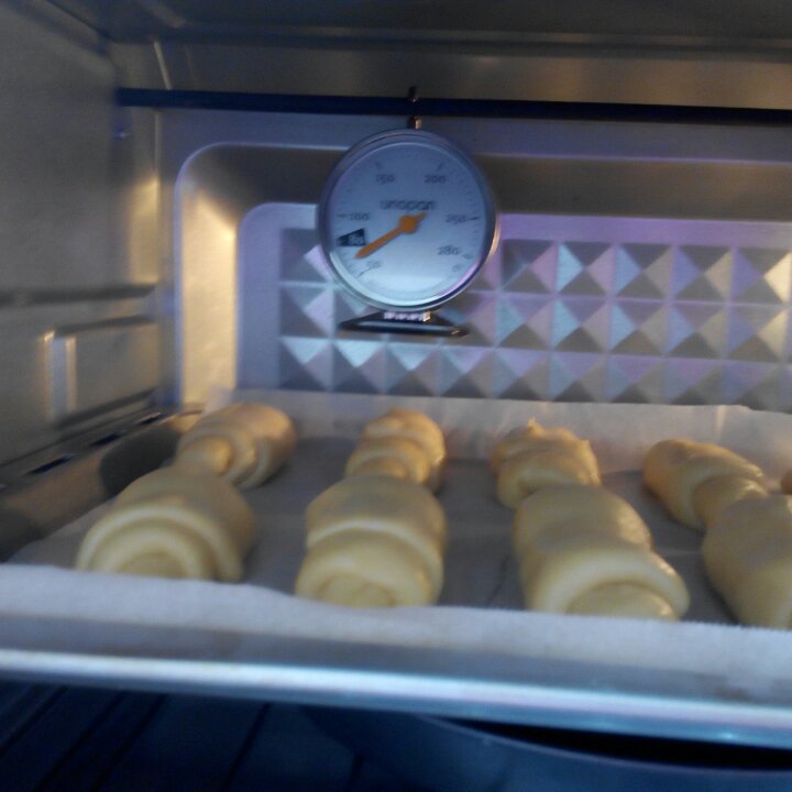 节日里的COMFORT FOOD --- 黄油面包卷