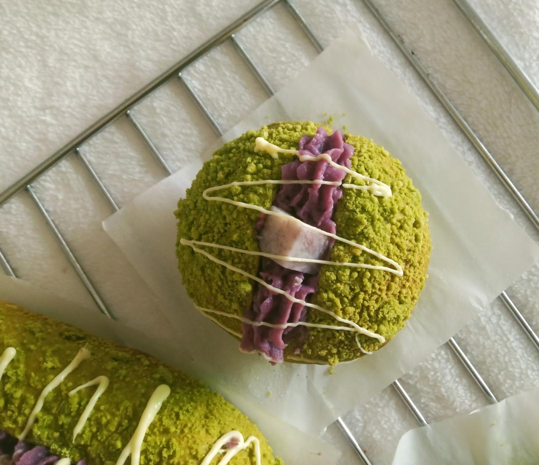 抹茶夹心软欧包