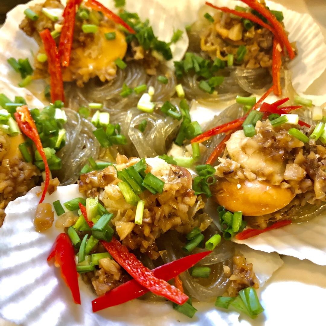 蒜蓉粉丝蒸扇贝