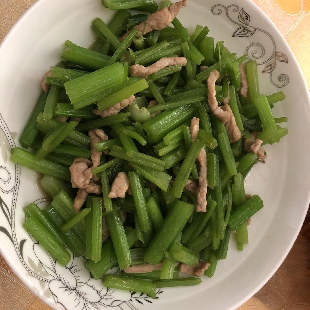 香芹炒肉丝