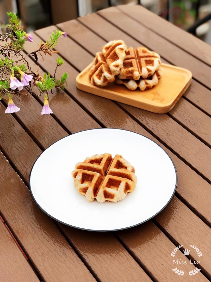 夹馅比利时华夫饼