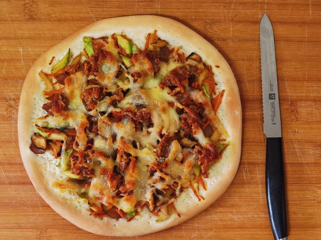 新奥尔良鸡肉蘑菇披萨（附超简单饼坯做法）