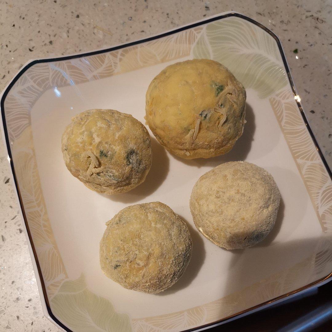 菠菜玉米面团子