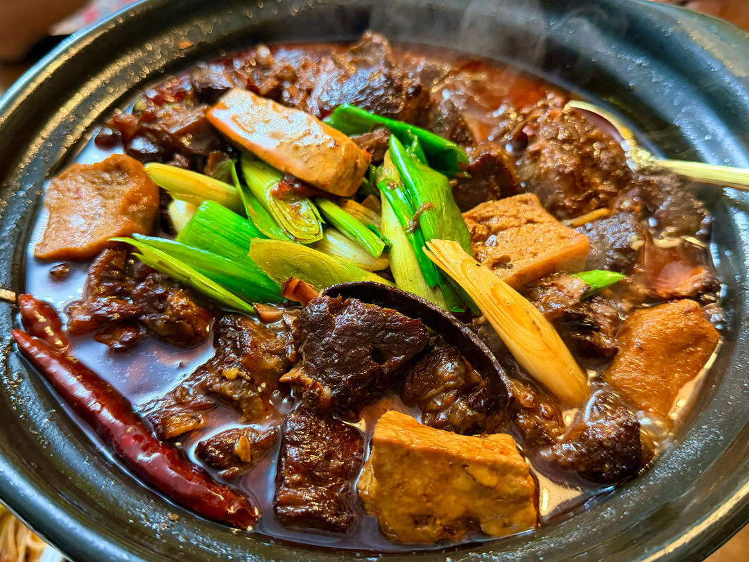 牛腩煲.牛肉锅子