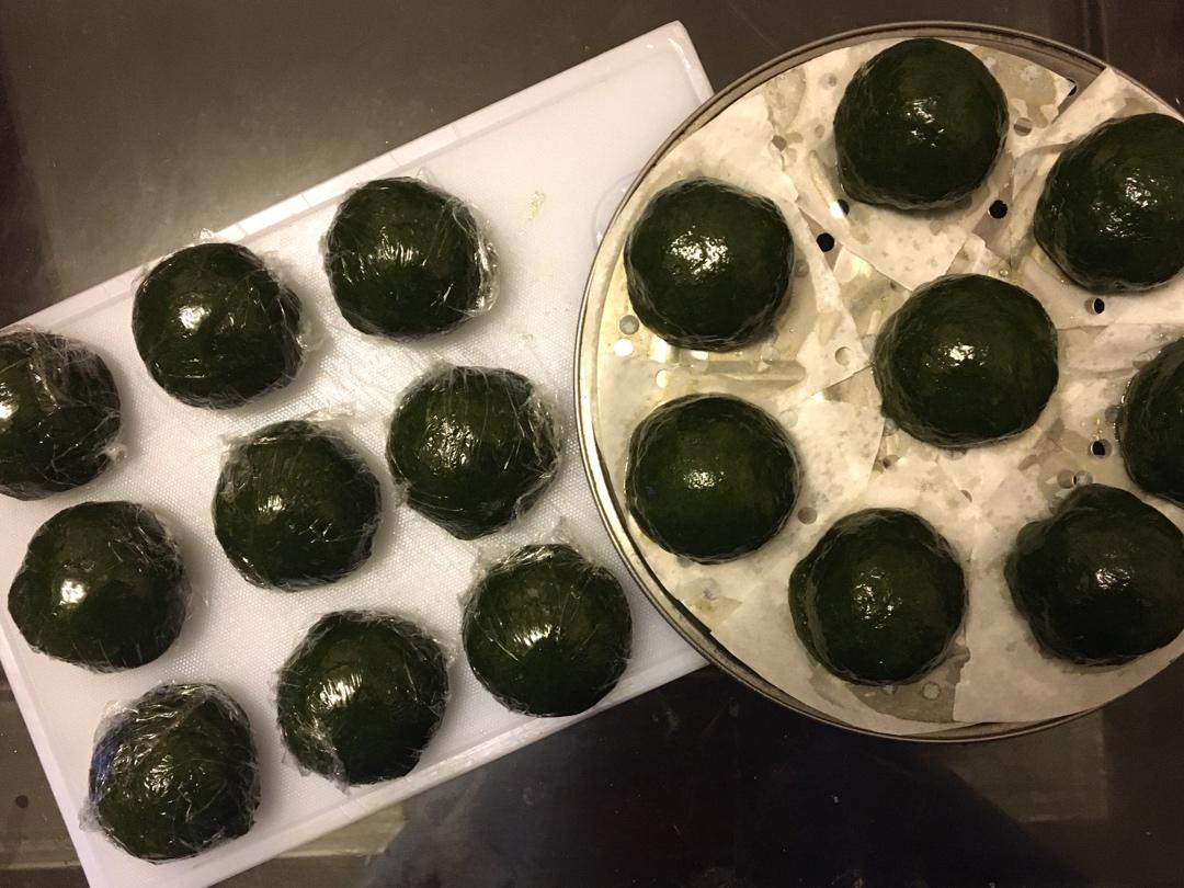 咸蛋黄肉松青团（艾糍）