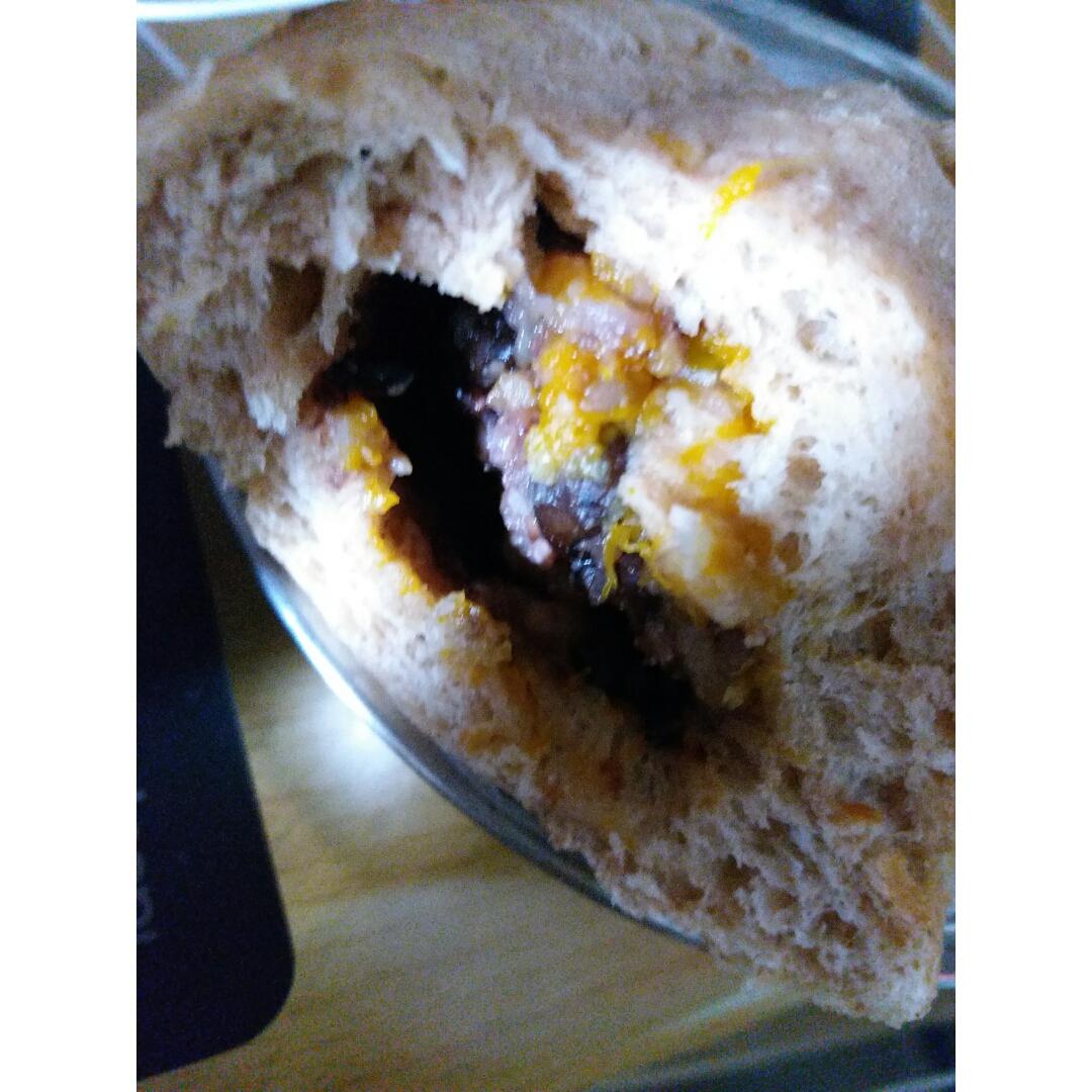 黑麦全麦杂粮(紫米黑豆红豆小米糙米)蛋黄南瓜软欧包无糖无油