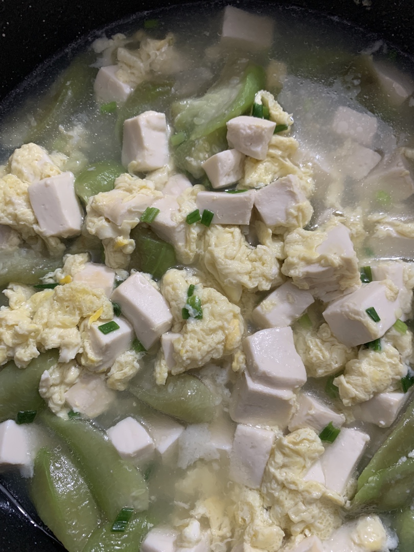 低脂低卡减脂餐，汤香味美的丝瓜豆腐汤～