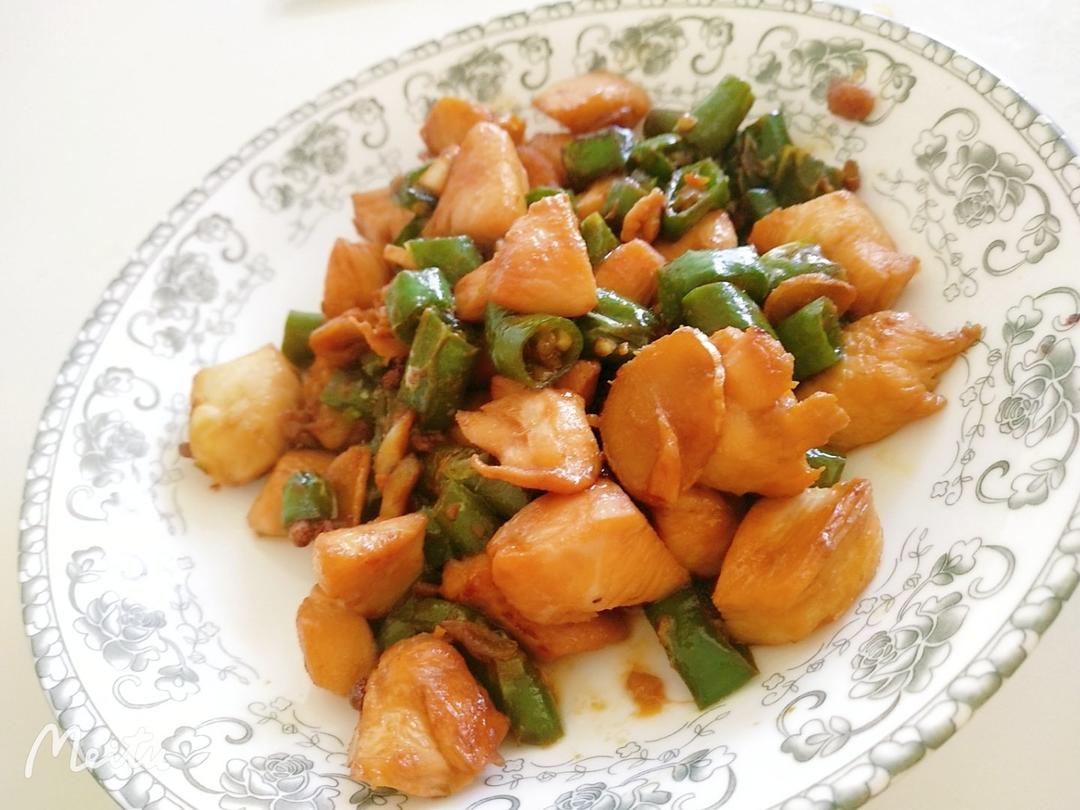 辣子鸡丁
