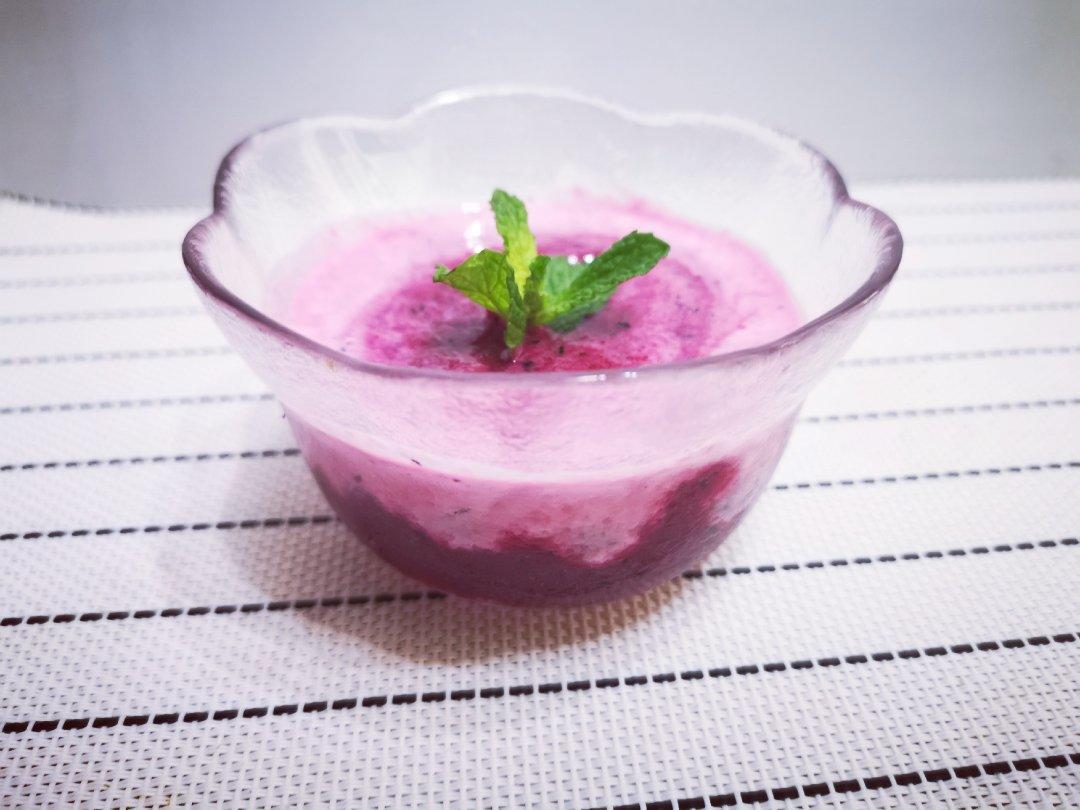 甜菜根酸奶奶昔