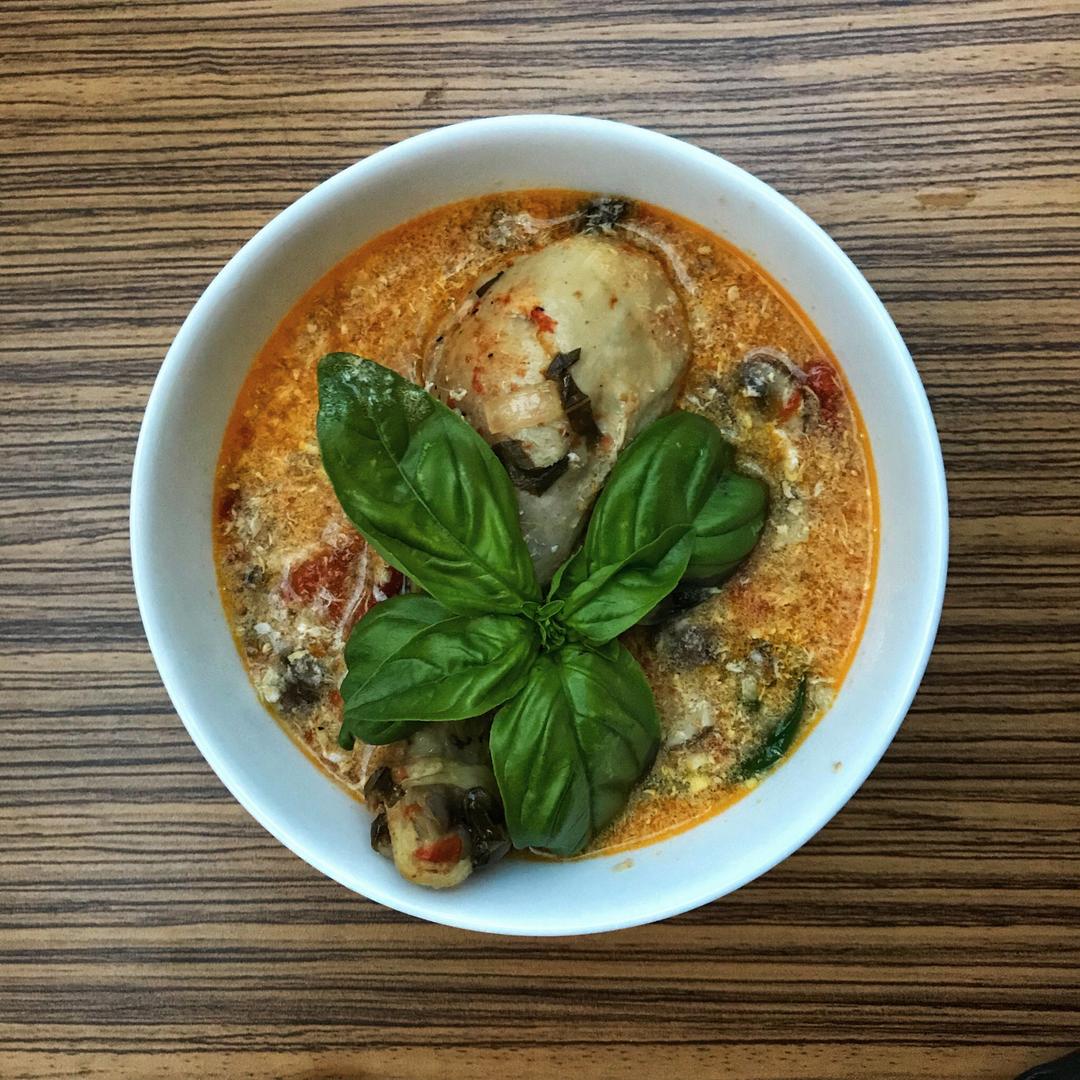 番茄罗勒炖鸡胸