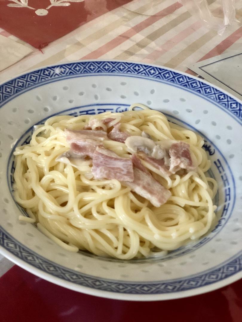 奶油蘑菇意大利面