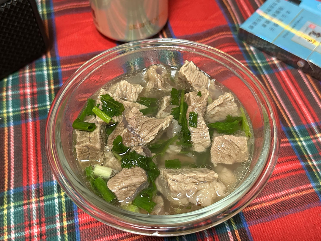 冬日限定——清炖萝卜牛腩（照例附蘸料）
