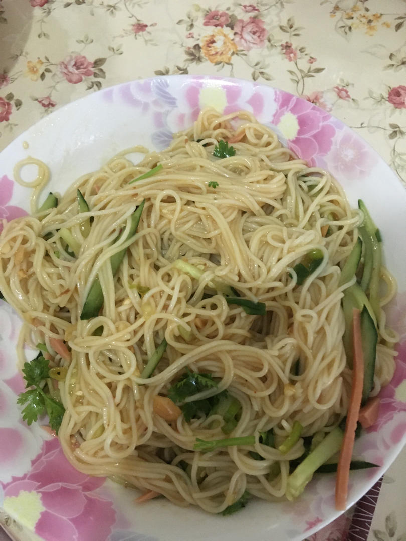 巨好吃㊙️酸辣凉拌面❗️十分钟搞定，简单快手❗️