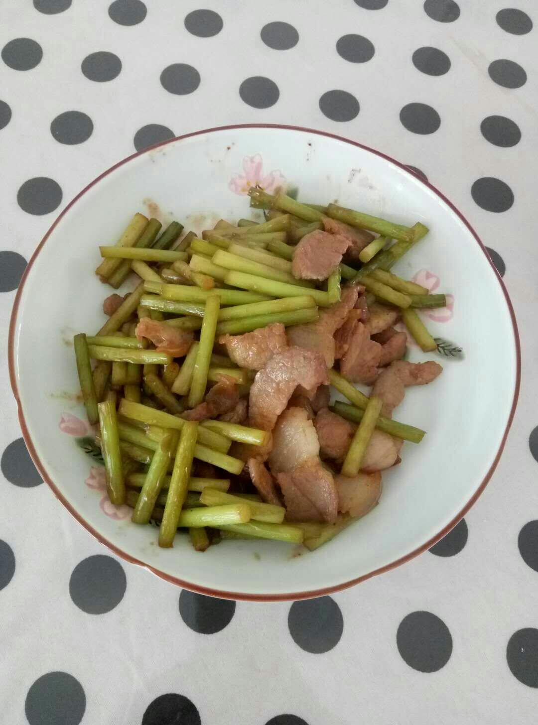 蒜薹炒肉