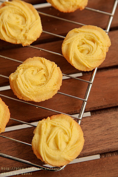 多种口味曲奇（香草、巧克力、抹茶）