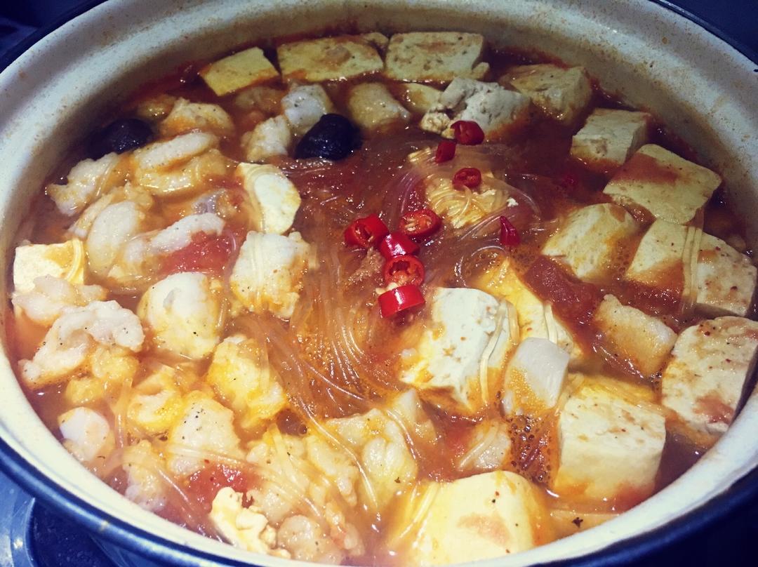 番茄锅酸汤龙利鱼