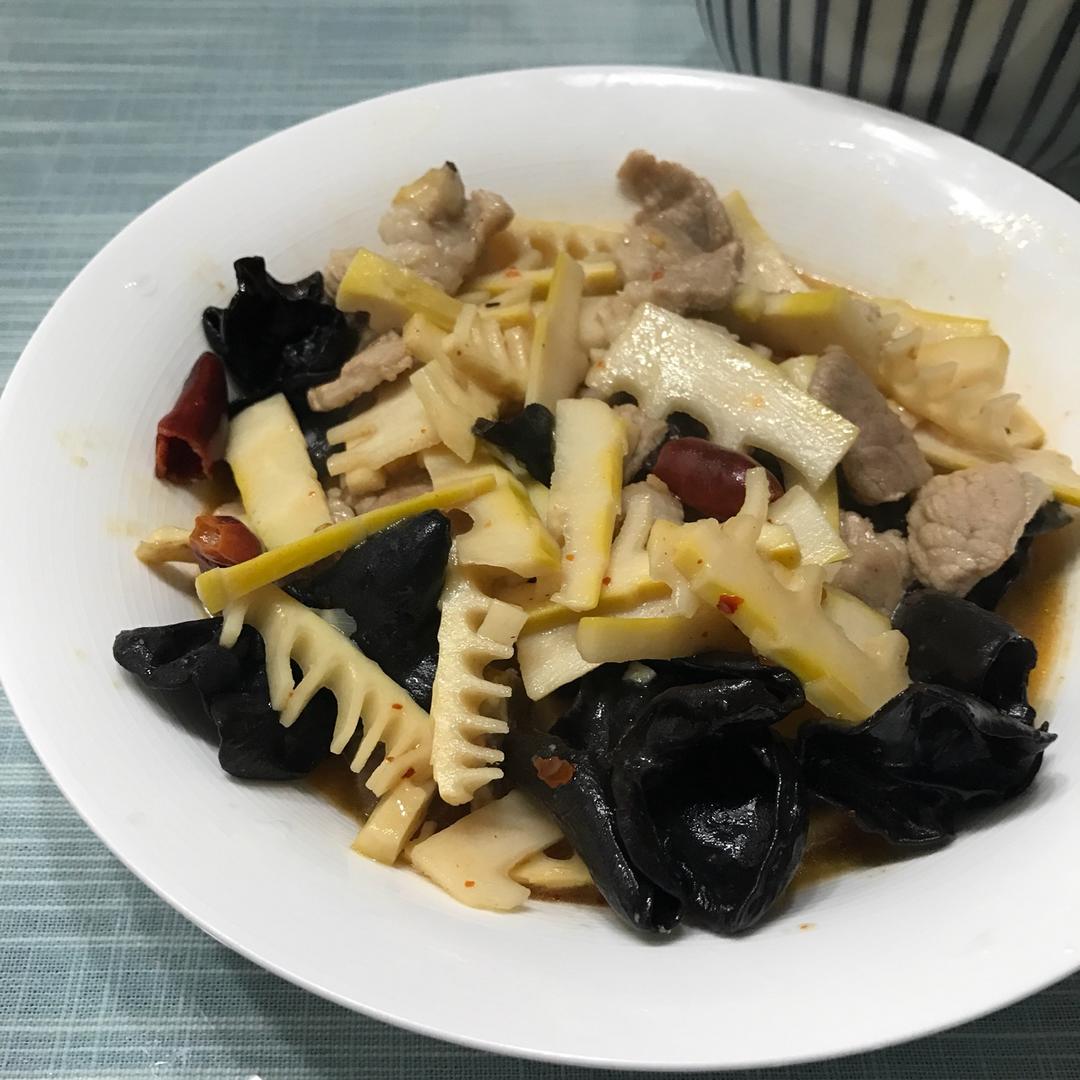 酸笋炒肉