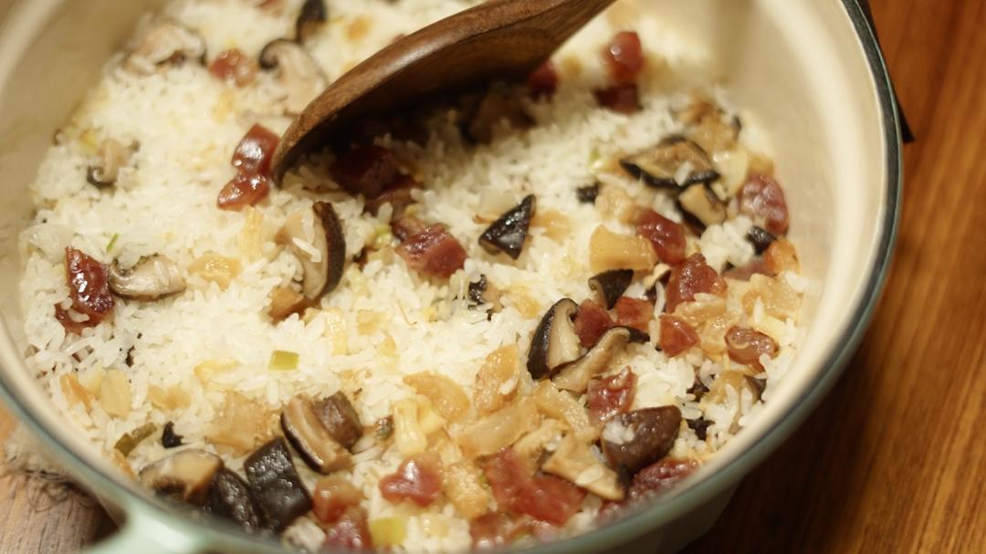 勾魂腊味煲仔饭（铸铁锅版）